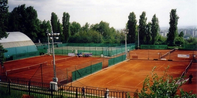 Tennisanlage TTC Budapest Mai 2005
